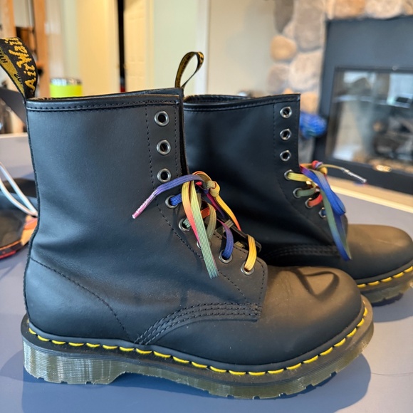 Dr. Martens 1460 Nappa Leather US size 8 - Picture 3 of 5
